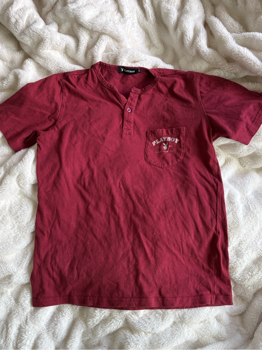 PLAYBOY Short Sleeve Henley Tee in Wine Red